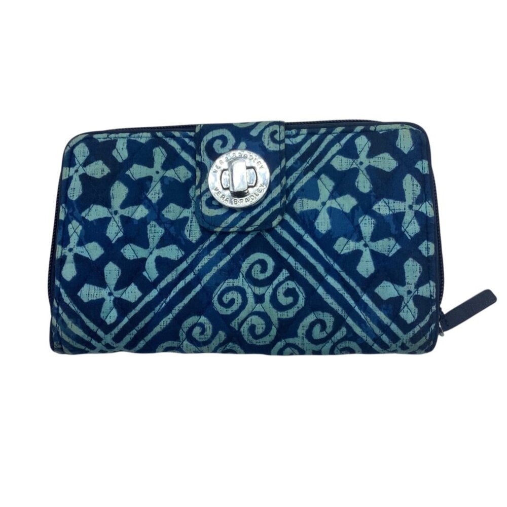 Vera Bradley Cuban Tile Blue Quilted Wallet Secure Turn Lock Closure Zip Pocket